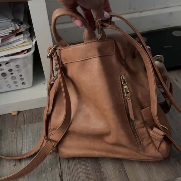 Purses - Picture 3 of 4